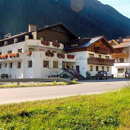 Hotel Kristall B&B Ischgl Exterior foto