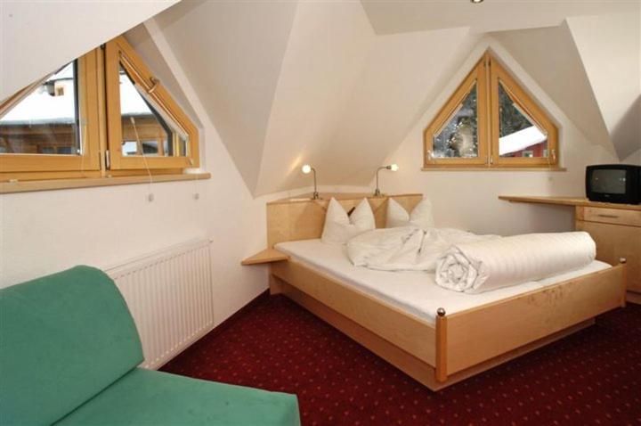 Hotel Kristall B&B Ischgl Exterior foto